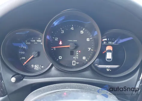 2019 Porsche Macan z USA, uszkodzony, nr VIN WP1AA2A57KLB06484